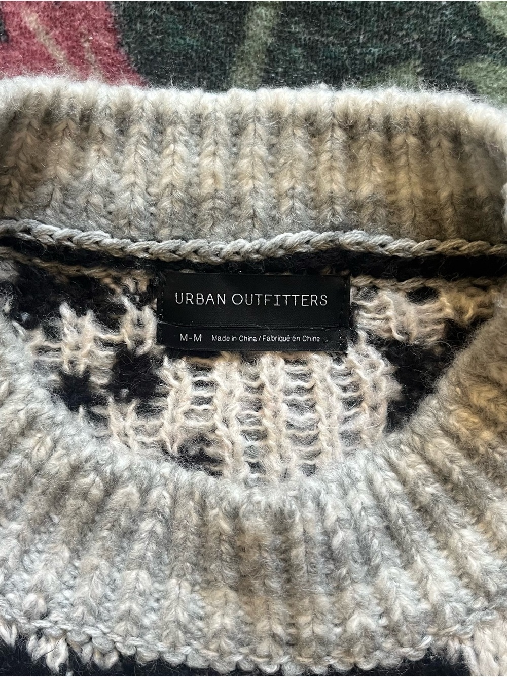 Urban Outfitters Black, Cream & Yellow Patterned Cropped Crewneck Sweater - Picture 3 of 4